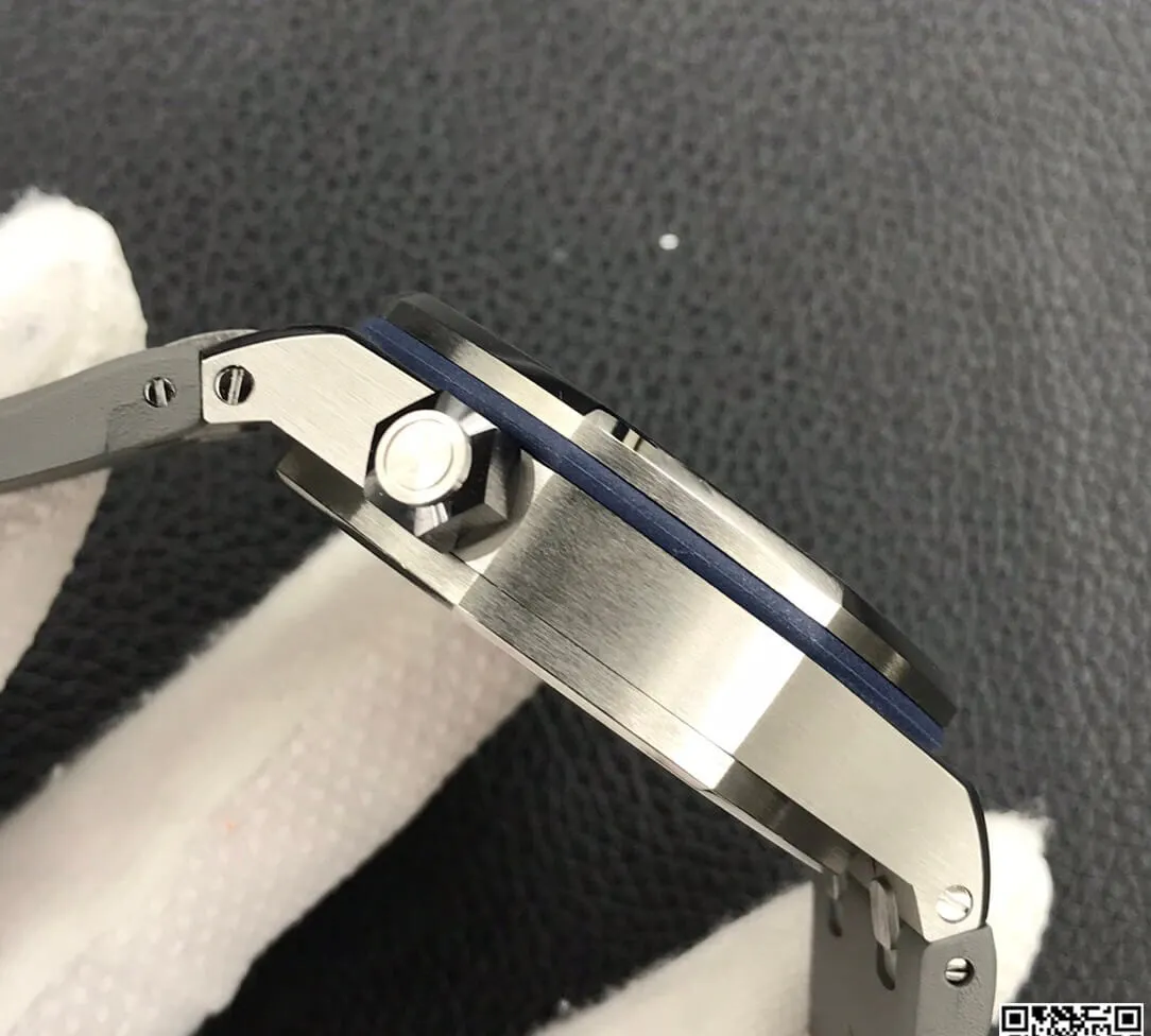Audemars Piguet Royal Oak Offshore 15720ST.OO.A009CA.01 BF Factory 1:1 Best Edition Replica Watch Rubber Strap